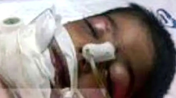 عکسی دردناک از کودکی که در شیراز  مرگ دلخراشی داشت!