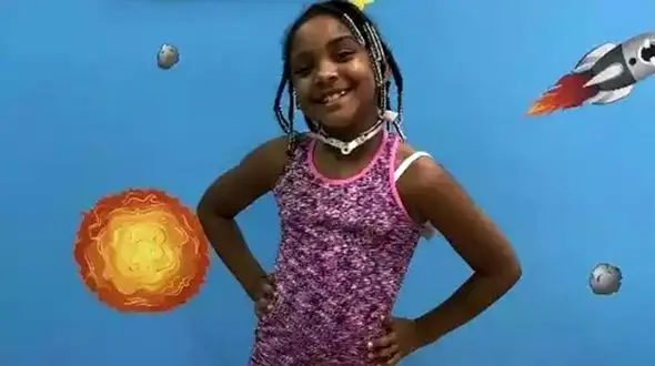 این دختر بچه کتری آب جوش را سر کشید و.....+عکس