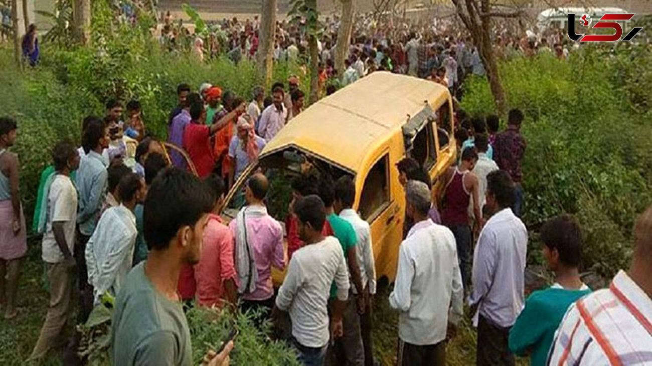 مرگ 13 کودک در تصادف قطار با اتوبوس