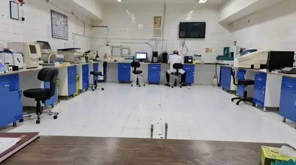 آزمایشگاه بیمارستان شهدای ایذه تجهیز و بازسازی شد 