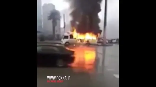 راننده در اعتراض به جریمه مینی‌بوس را در برابر دوربین آتش زد + فیلم و عکس