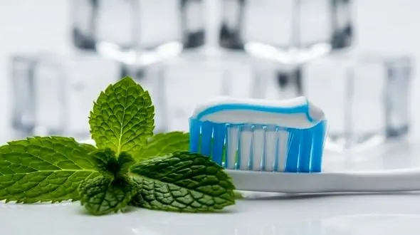 بعد از مسواک زدن چرا دهان مان خنک می شود؟