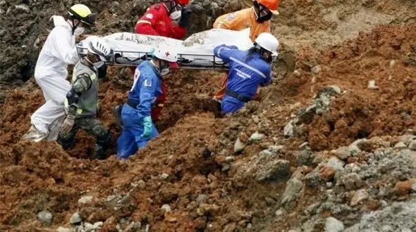 جواد زیر ریزش معدن کوهبنان جان باخت