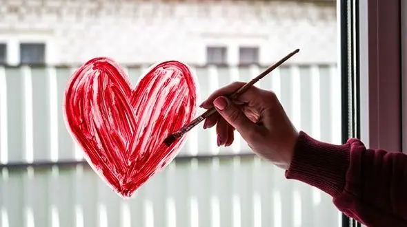 انسان ها در دوران کرونا به مفهوم مهربانی بیشتر فکر کردند/ خانواده های مهربان تحت اسارت روانی کرونا نرفتند