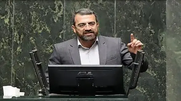 رییس جمهور با صدای بلند "سفارشی‌ها "را به مردم معرفی کنند