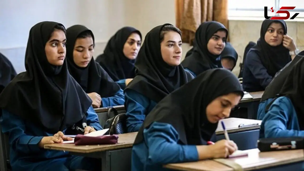 75 درصد معلمان مدارس 25 سال سابقه کار دارند/ کتب درسی سالهاست پی دی اف شده اند ولی اکثر معلم ها آگاهی استفاده ندارند 