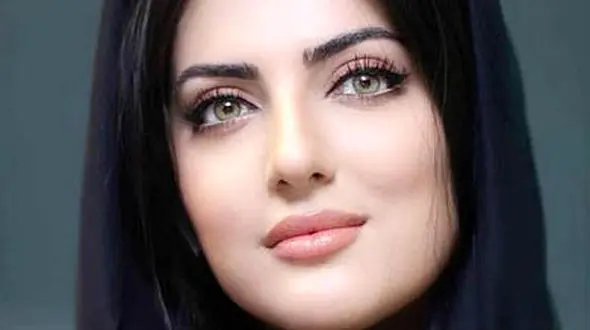 بیوگرافی هلیا امامی 