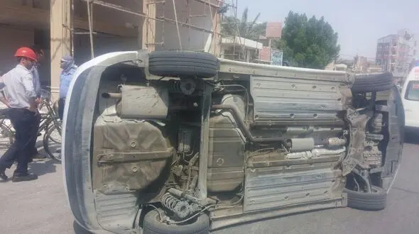 ببینید دخترآبادانی چگونه ماشین لوکس را مچاله کرد؟!! + عکس 