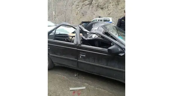 مرگ وحشتناک دختر 18 ساله براثر سقوط سنگ در جاده چالوس + عکس