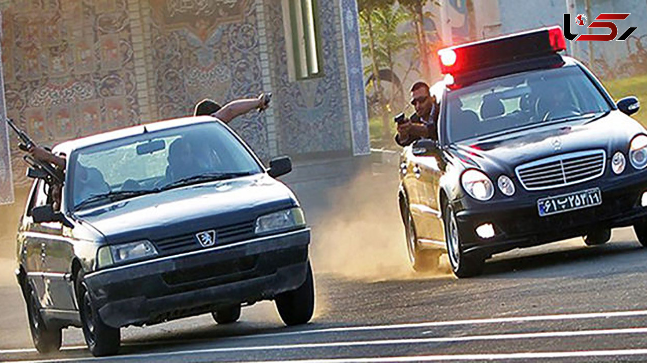 تعقیب و گریز پلیس برای توقیف ماشین سرقتی 