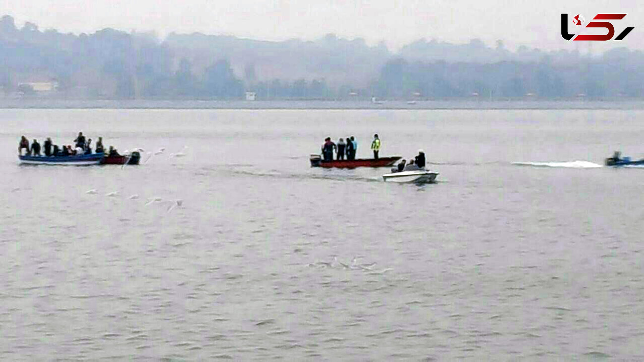 جزئیات جدید از سقوط هلی کوپتر در دریاچه چیتگر / تاکنون 9 نفر از آب بیرون کشیده شدند+عکس