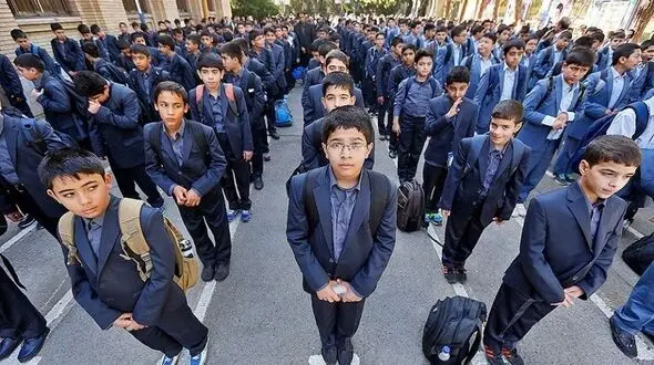 لزوم فعالیتهای پرورشی و فرهنگی هدفمند در مدارس