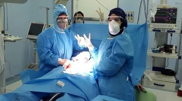 خبری خوب / مادر کرونایی قمی دختر به دنیا آورد 