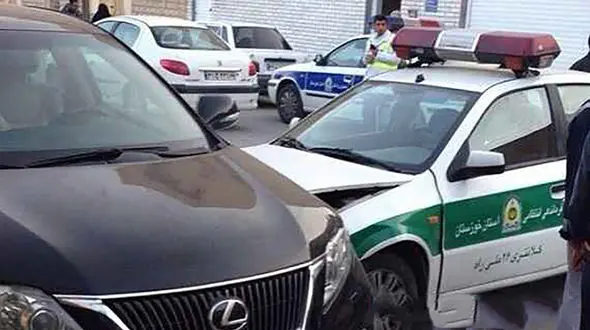 ببینید | روش جالب پلیس زاهدان برای به دام انداختن خودرو فراری