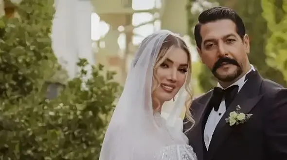 فیلم/ عاشقانه‌ای شورانگیز با صدای کامران تفتی و غزلی از مولانا/ زیبایی شعر  چندین برابر شد/ تا ابد مهر تو بیرون نرود ...