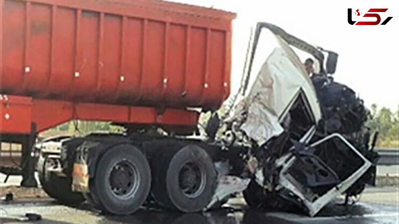 حادثه برای 12 نفر در  مصدوم در تصادف مینی‌بوس با تریلر در قزوین