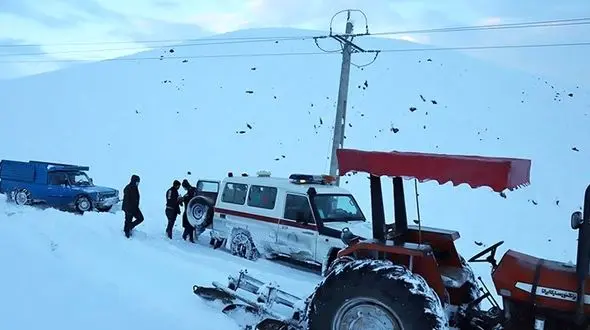 برف و کولاک و سیل 45 جاده ایران را بست / ادامه بارش ها در 9 استان