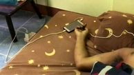 شارژ موبایل باعث مرگ مردی 29 ساله شد+عکس