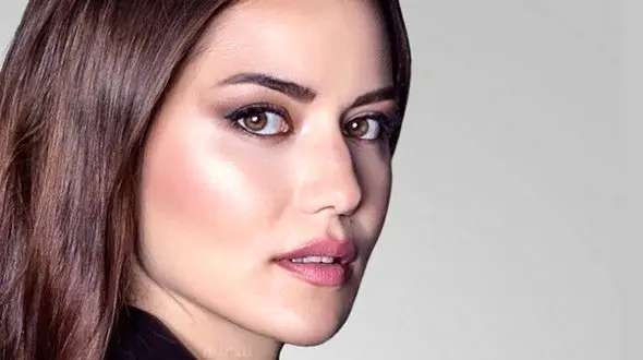  درآمد فخریه اوجن از فضای مجازی همه را شگفت زده کرد 