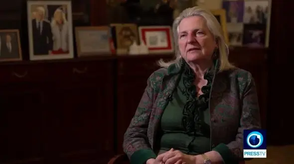 دیدگاه دیپلمات سابق اتریش: ایران تحت فشار تحریم‌ها به قدرت نظامی رسید