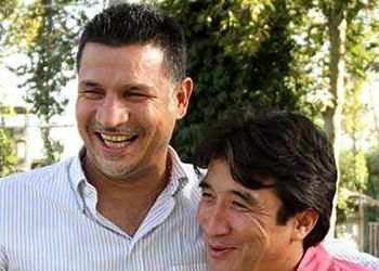 فیلم/ خداداد عزیزی: رابطه من و علی دایی مثل مسی و سوارز نیست، با اینکه یکم ناخن خشکی میکرد پاس نمیداد ولی بازم بهترین رفیق من بود