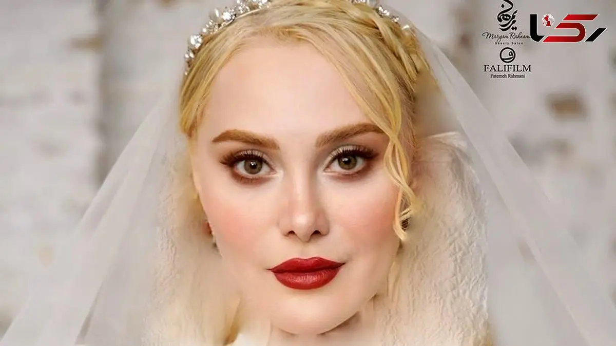 عکس / رونمایی آرام جعفری تازه عروس سینما از چکمه های قرمز و تیپ و استایل پاییزی اش 