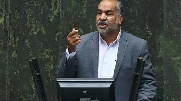 دهان نماینده را در مجلس گچ می‌گیرند!