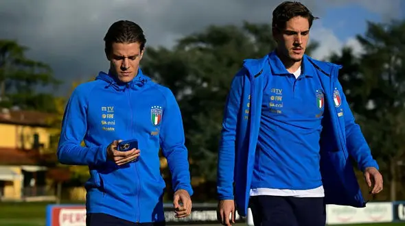 رسوایی جدید در فوتبال ایتالیا این بار به خاطر شرط بندی ستاره ها/ واکنش روزنامه ها + عکس