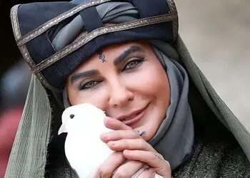 عکس سفر در زمان / تغییر چهره حیرت انگیز لعیا زنگنه بازیگر سریال عشق کوفی تو با کلی بوتاکس و عمل زیبایی 