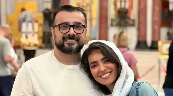 (تصاویر) استایل کژوال و متفاوت آرزوی سریال "از سرنوشت" و همسرش، سپند امیرسلیمانی، در کنسرت بهنام بانی