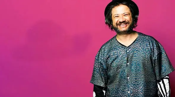 فیلم / خداحافظی علی صادقی از بازیگری  / بازیگرها وقتی می فهمن منم توی فیلم هستم انصراف میدن نمیان .../ میگن صادقی باشه کسی مارو نمیبینه .../ دستمزدها توی ایران با دلار 8 هزارتومانیه ... 