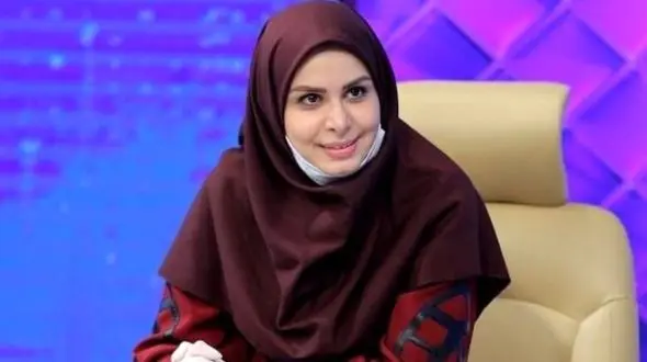 عجیب ترین پوشش خانم مجری سابق ! / نجمه جودکی هر روز متفاوت تر از تلویزیون !