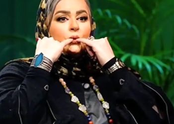 تلاش بامزه نعیمه نظام‌دوست برای اینکه پسر ستاره‌سادات قطبی یک کلمه حرف بزنه+ویدیو/ وقتی محمدحسین عاشق سریال لالایی با بازی عموپورنگه+ویدیو