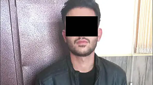 پسربچه های مشهدی از این پلیس مرموز وحشت داشتند / تسلیم در برابر مرد پلید + عکس