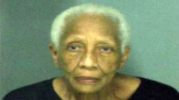 دستگیری بدنام ترین دزد جواهرات / این زن 86 ساله مانند کلاغ عاشق دزدید جواهرات است +عکس