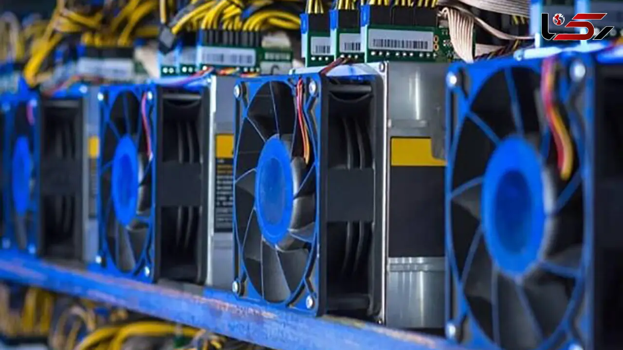 ۱۲ دستگاه ماینر غیرمجاز استخراج ارز دیجیتال در سیرجان کشف شد 