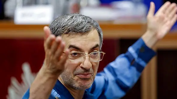 مشایی چرا به زندان بازنمی گردد / قوه قضاییه: او باید به زندان برگردد!