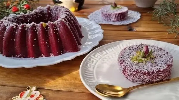 دسر لبو ویژه شب یلدا؛ روش خاص و متفاوت تهیه / فیلم