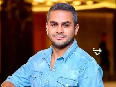 فیلم/ /  با این شعر فهمیدم بی وفاها همه شبیه همن/ تابه جهیزمون یادت میاد؟با وفاتر از تو بود!/ شعرخوانی پر از بغض حسین پورکریمی از حسین پناهی