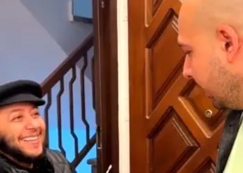 مازیار لرستانی دریل به دست نشان داد هیچ سررشته ای از کارهای فنی ندارد عوضش سطح طنزش بالاست