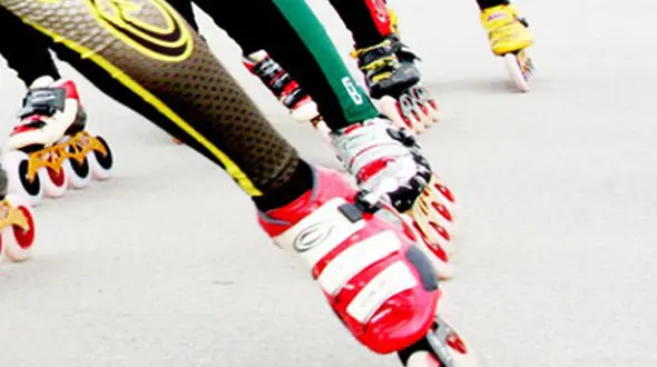  اسکیت سواری پلیس برای برخورد با مجرمان  در خیابان های ایران