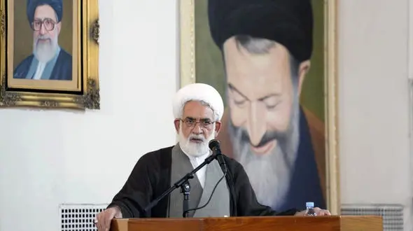 تعطیل کردن شنبه از یک مجلس انقلابی بعید بود/ اکثر مردم ارتباط اقتصادی با خارج ندارند