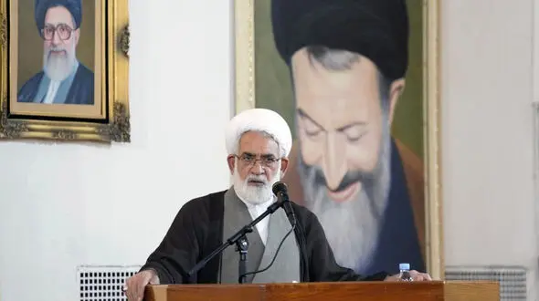 تعطیل کردن شنبه از یک مجلس انقلابی بعید بود/ اکثر مردم ارتباط اقتصادی با خارج ندارند