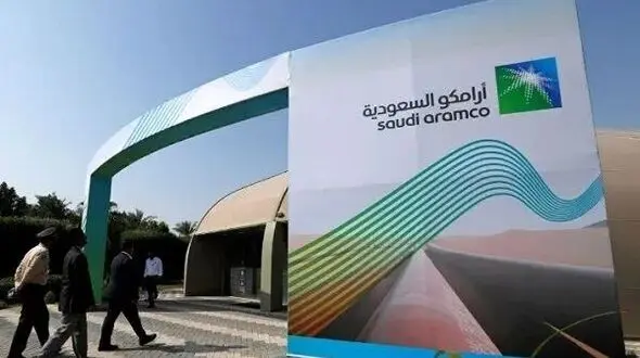 مقایسه صنعت نفت ایران با آرامکو و پتروناس / چرا ایران عقب مانده است؟