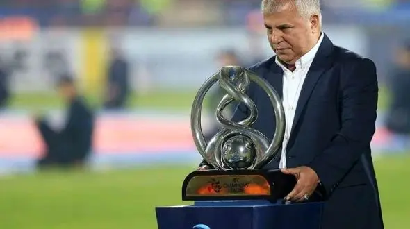 جام‌های پرسپولیس از علی پروین پس گرفته شد؟