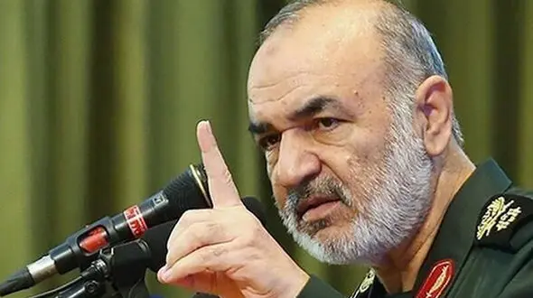 فرمانده کل سپاه: برای اولین بار هزاران موشک به سمت تل‌آویو شلیک شد