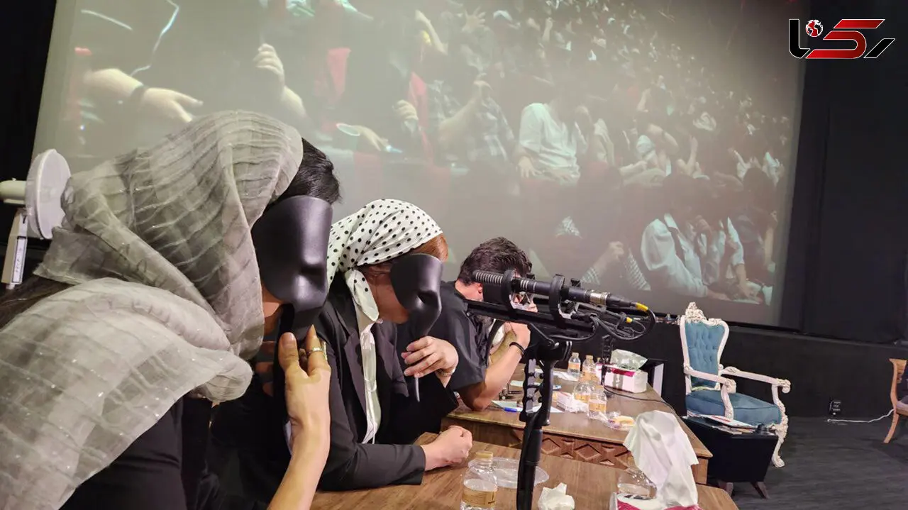اجرای زنده بازی «پدرخوانده» توسط بازیگران این مجموعه در حضور صدها تماشاگر