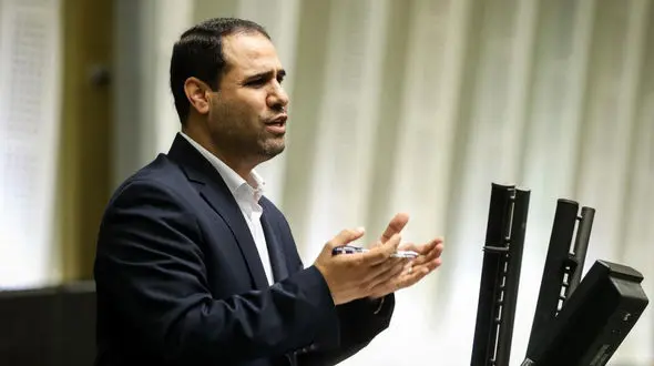 وزیر آموزش و پرورش:تعداد کلاس‌های ۴۰ نفره و بیشتر، در کشور به ۲ درصد نمی‌رسد