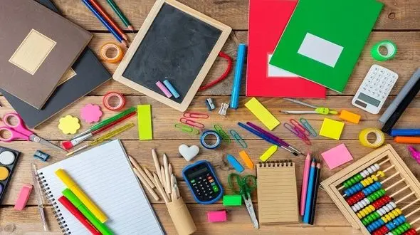 10 مورد ضروری برای قرار دادن در لیست لوازم مدرسه