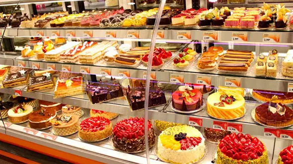 کیک های این قنادی کشنده بود! / در همدان فاش شد